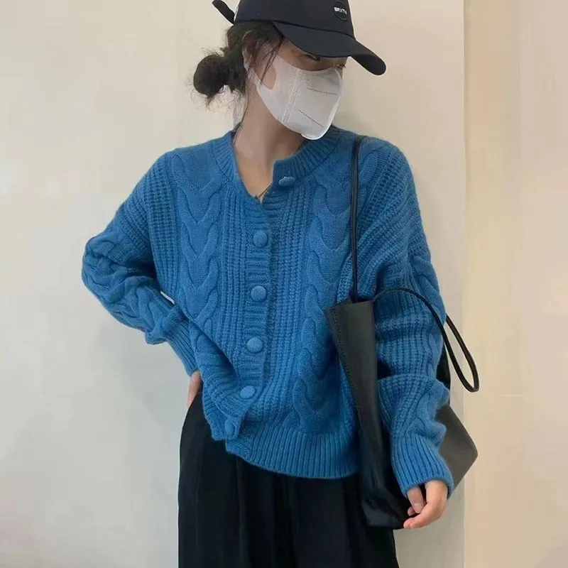 Aiertu datenight fall outfits Thickened Twist Cardigan Early Autumn Korean Style Soft Milk Style Loose Sweater Coat Fashionable Knitted