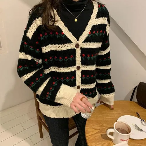 Aiertu teacher outfits Korean Style Retro Hollow Flower Jacquard Sweater Women's Knitted Cardigan New Autumn Knitted Long Sleeve Cardigan Coat Fashion