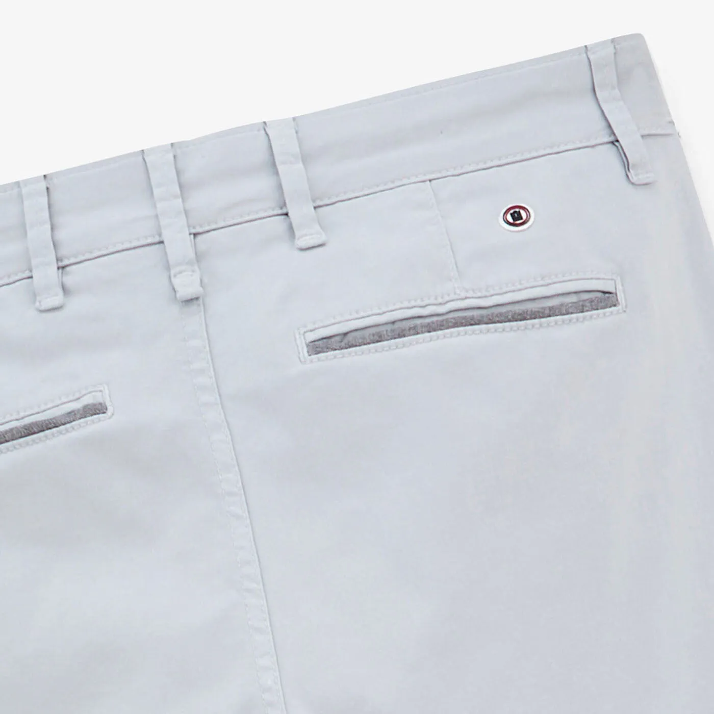Chino 702 coupe confort bleu pacific