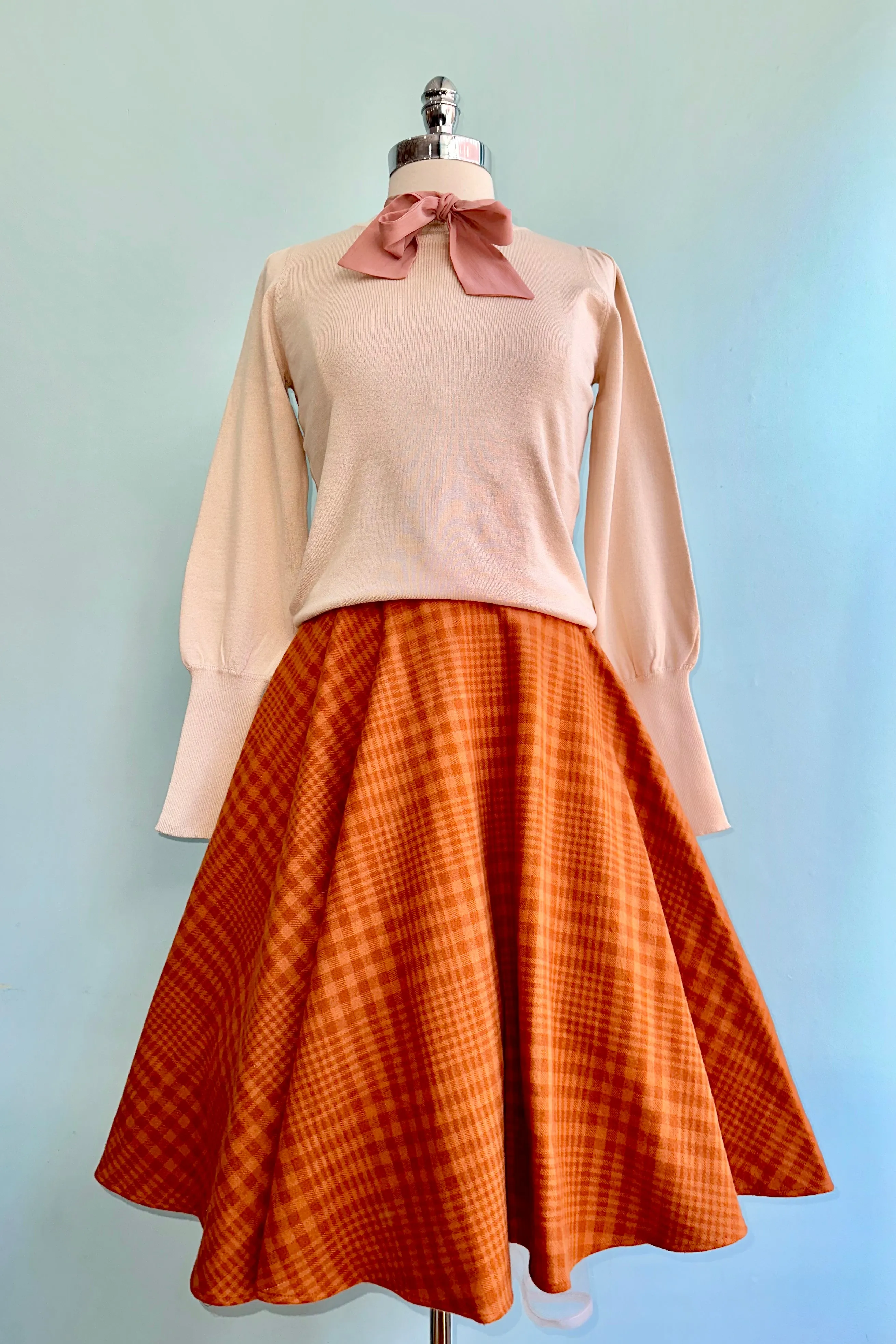 Cream Pullover Fine Knit Sweater by Compania Fantastica