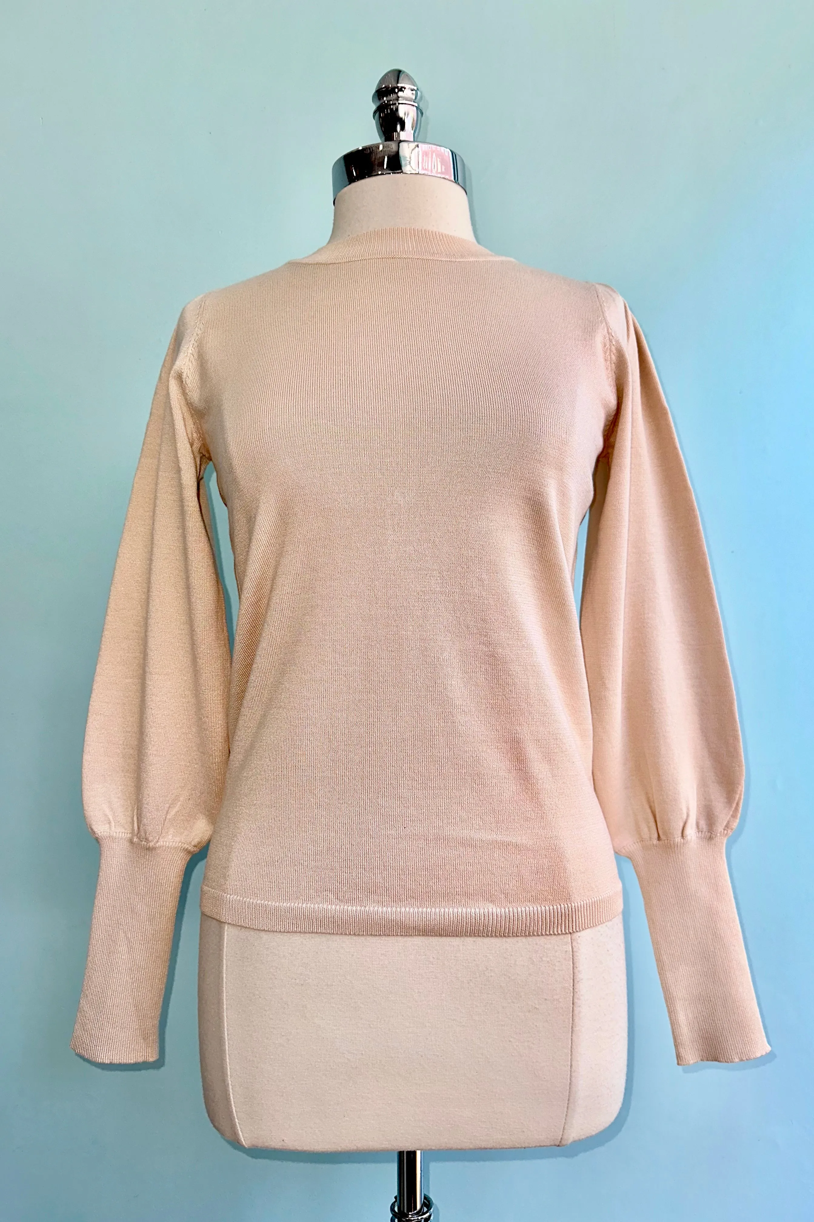 Cream Pullover Fine Knit Sweater by Compania Fantastica