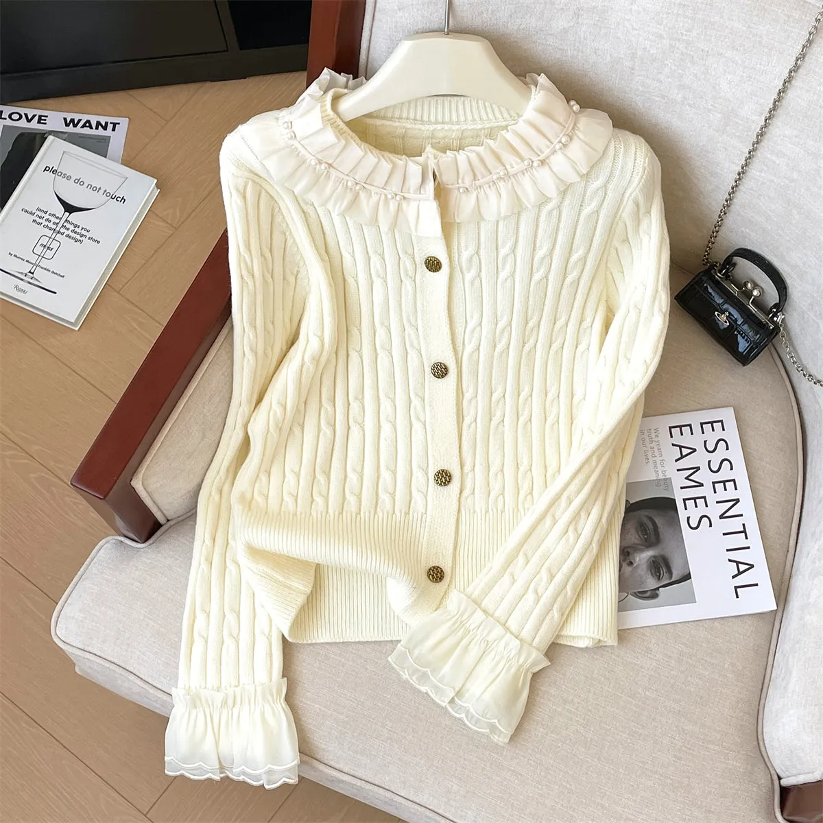 Lace Collar Beaded Pleated Cardigan