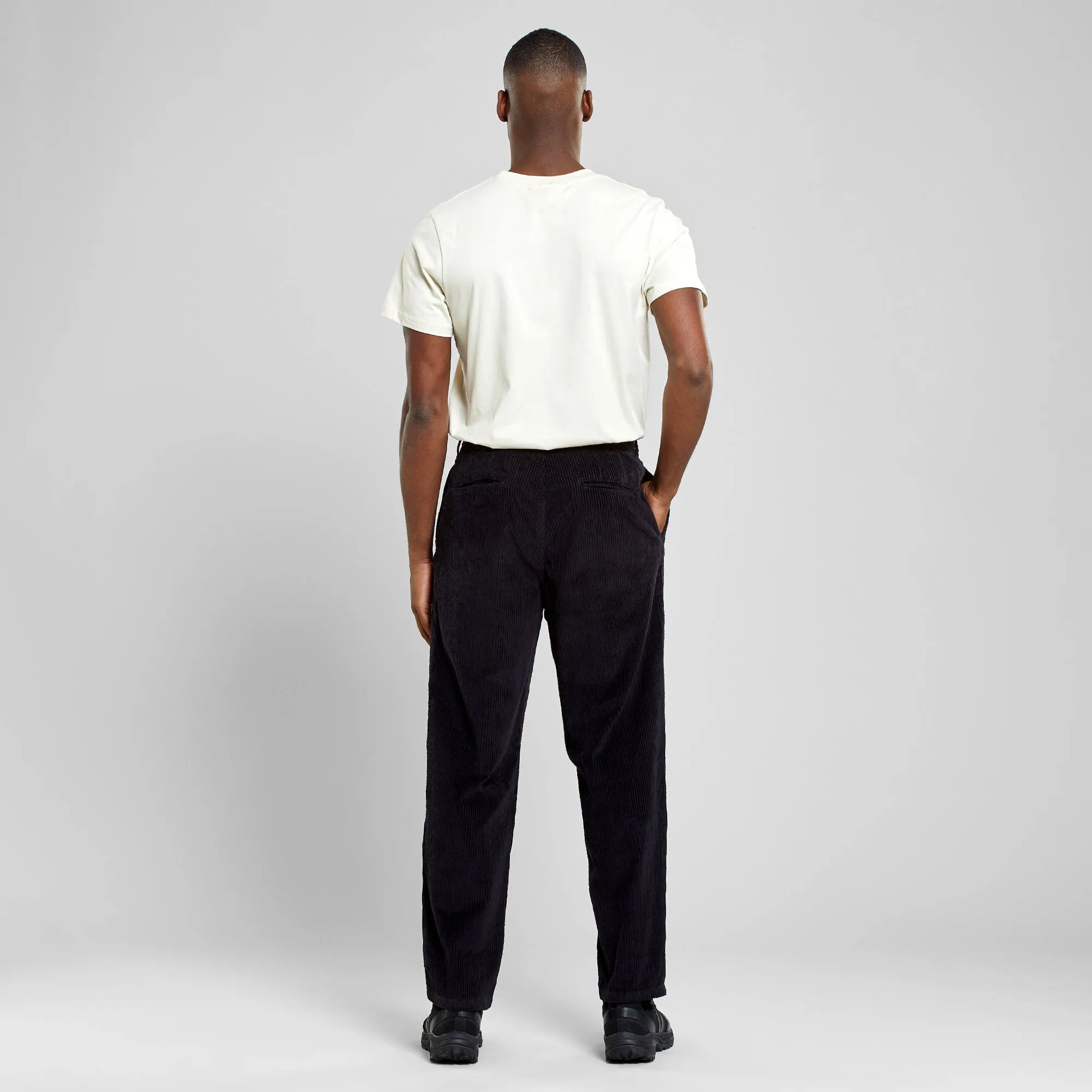 SOLLENTUNA CORDUROY - Black Pant