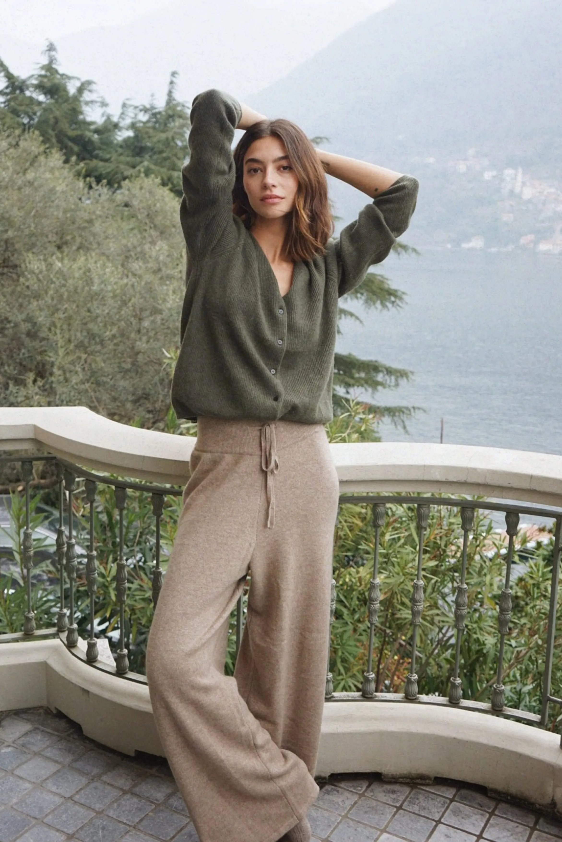 The Cashmere Bianca Top // Fern