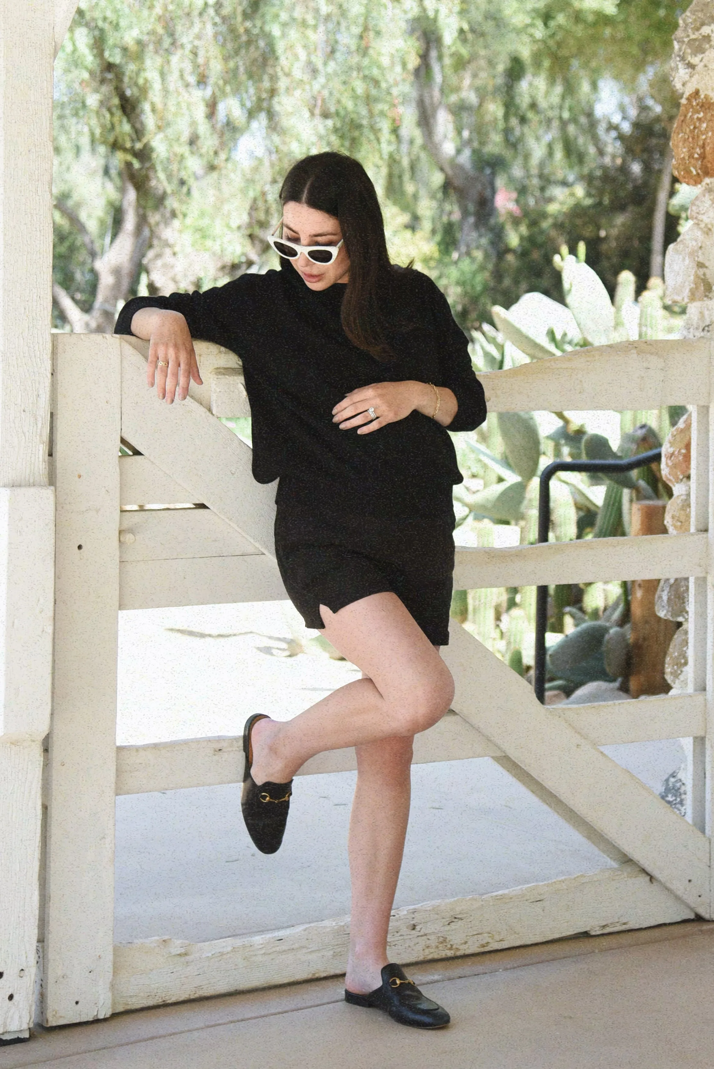 The Cashmere Cove Crew Neck // Noir