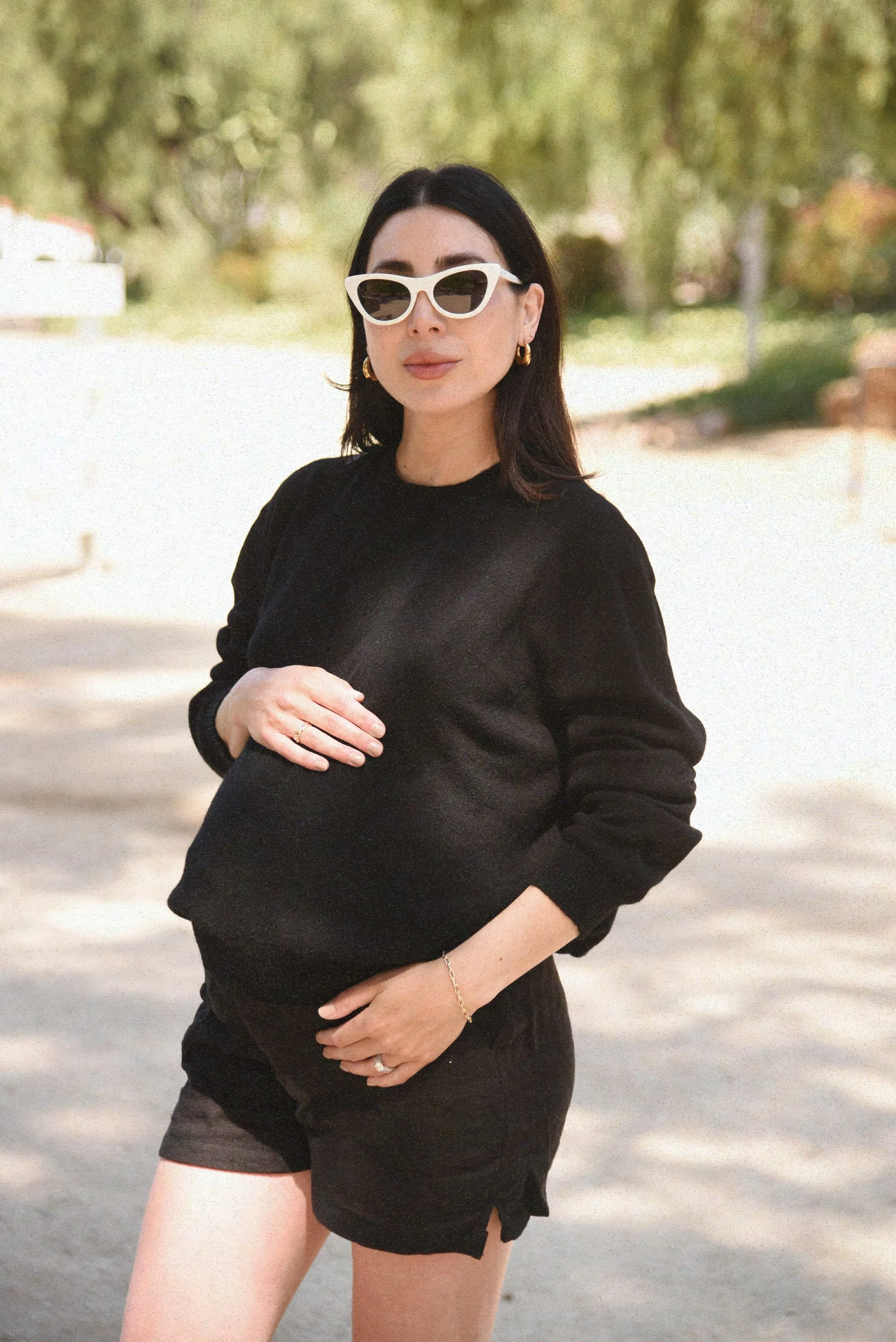 The Cashmere Cove Crew Neck // Noir